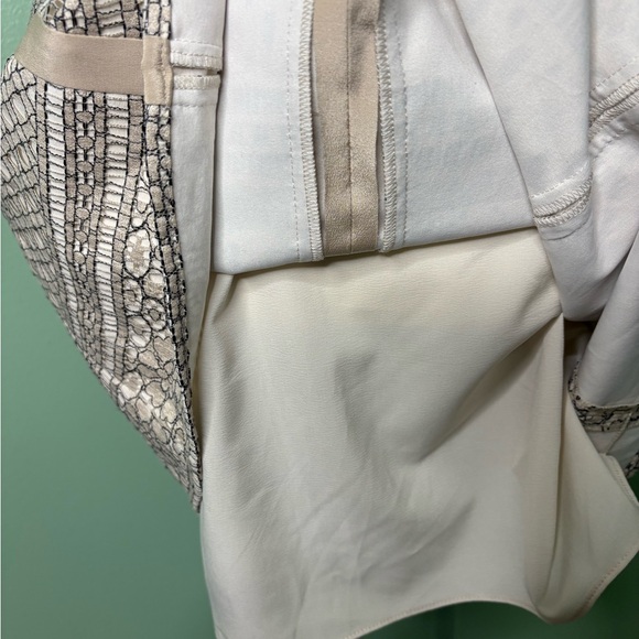 NWT BCBGMaxAzria Cream and Black Lace Midi Dress 0 zipper - Picture 11 of 16